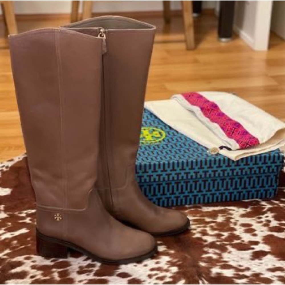 Tory Burch Boots Size 6.5
